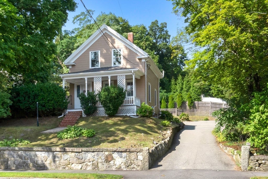 868 Main St, Reading, MA Photo #1