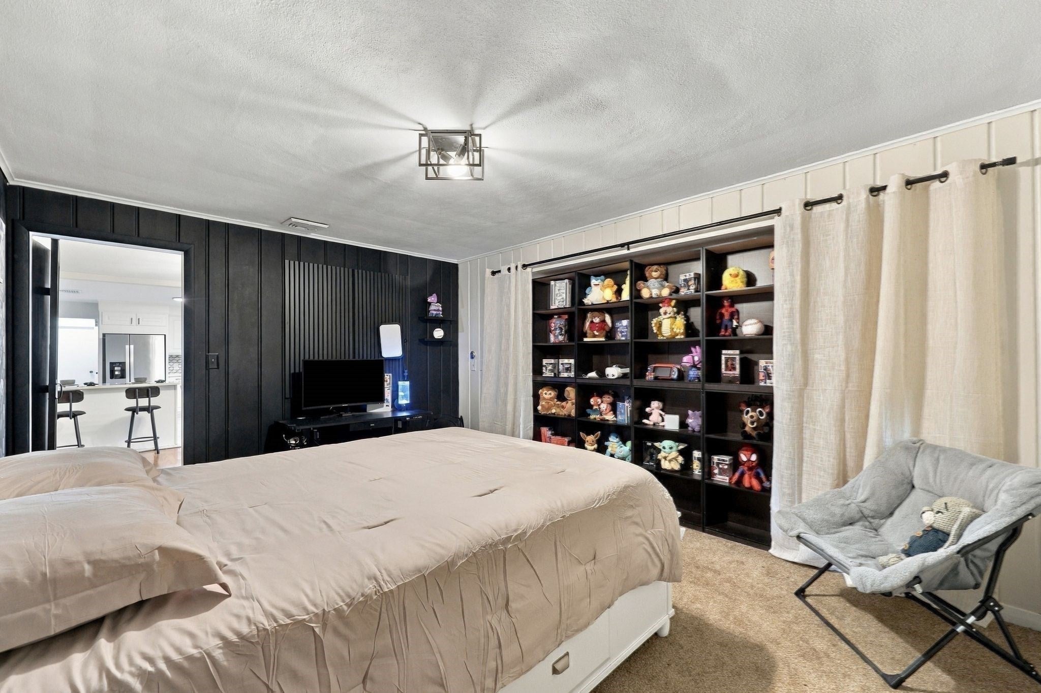 17 Oakridge St, Ludlow, MA Photo #21