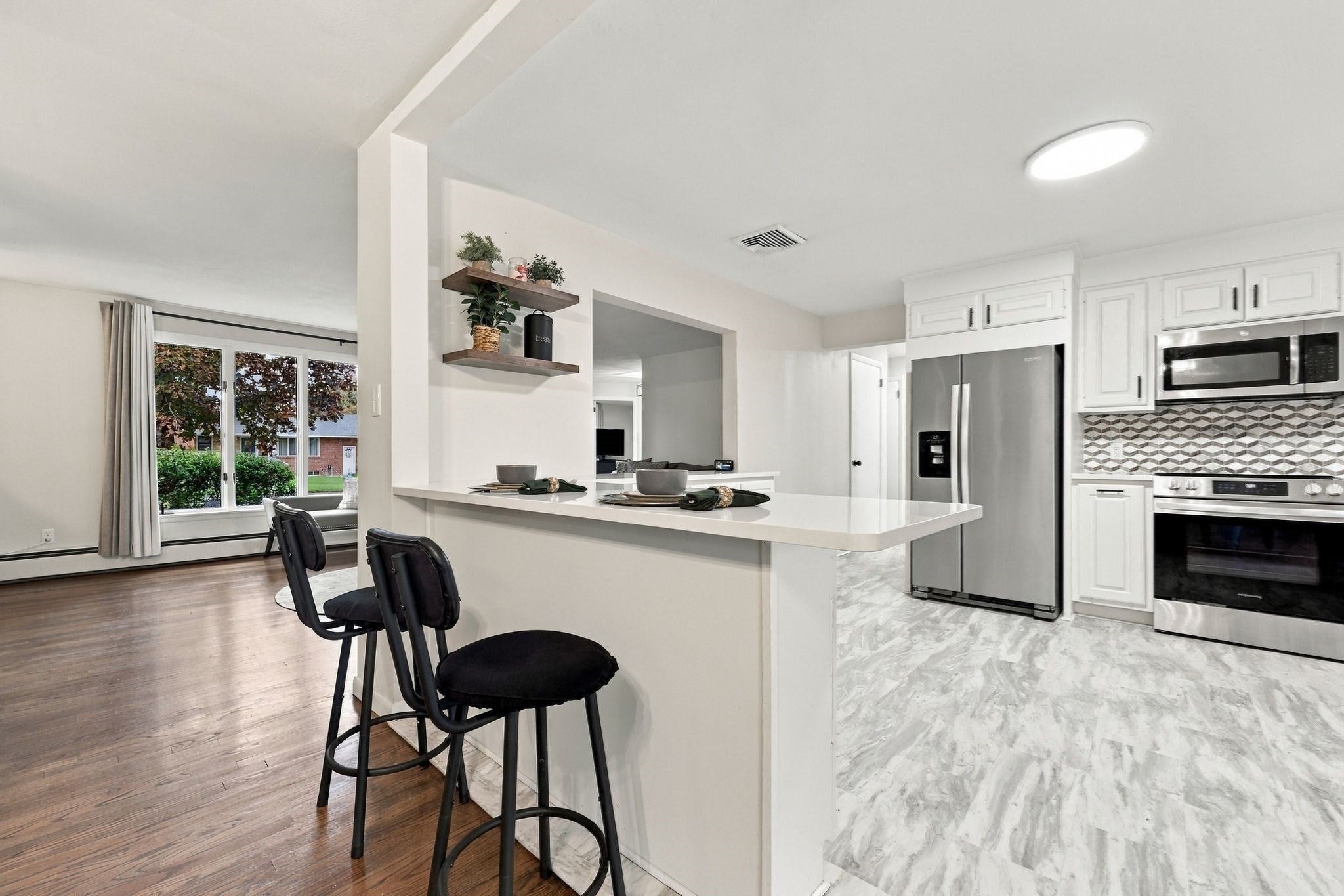 17 Oakridge St