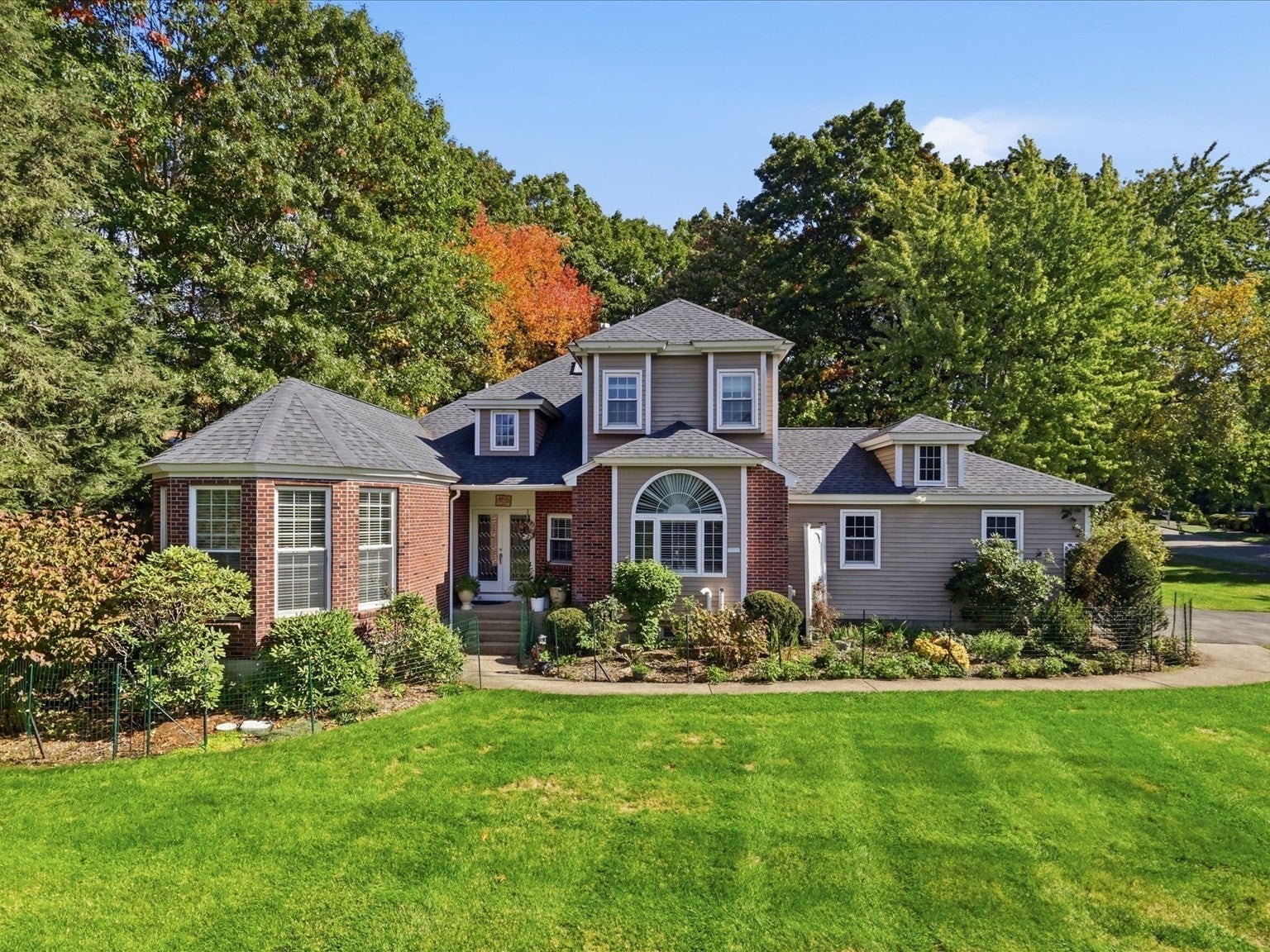 12 King Philip Rd