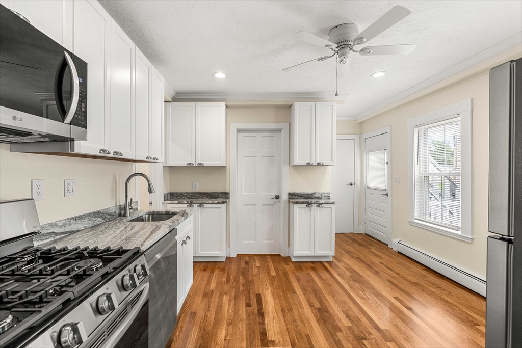 66 Lawrence St 1