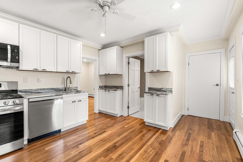 66 Lawrence St 1