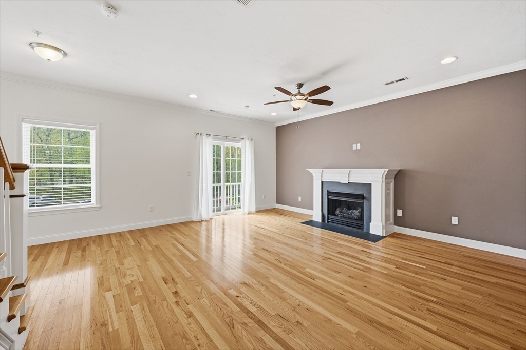 90 Compass Pt #90, North Andover, MA Photo #8