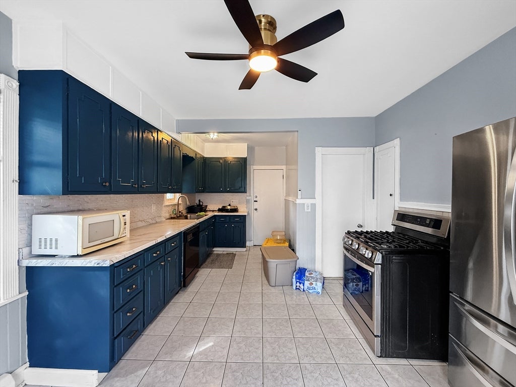 36 Temple St #1, Revere, MA Photo #2