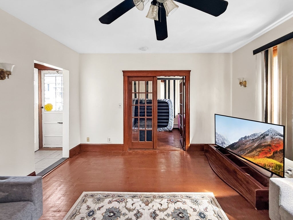 36 Temple St #1, Revere, MA Photo #6
