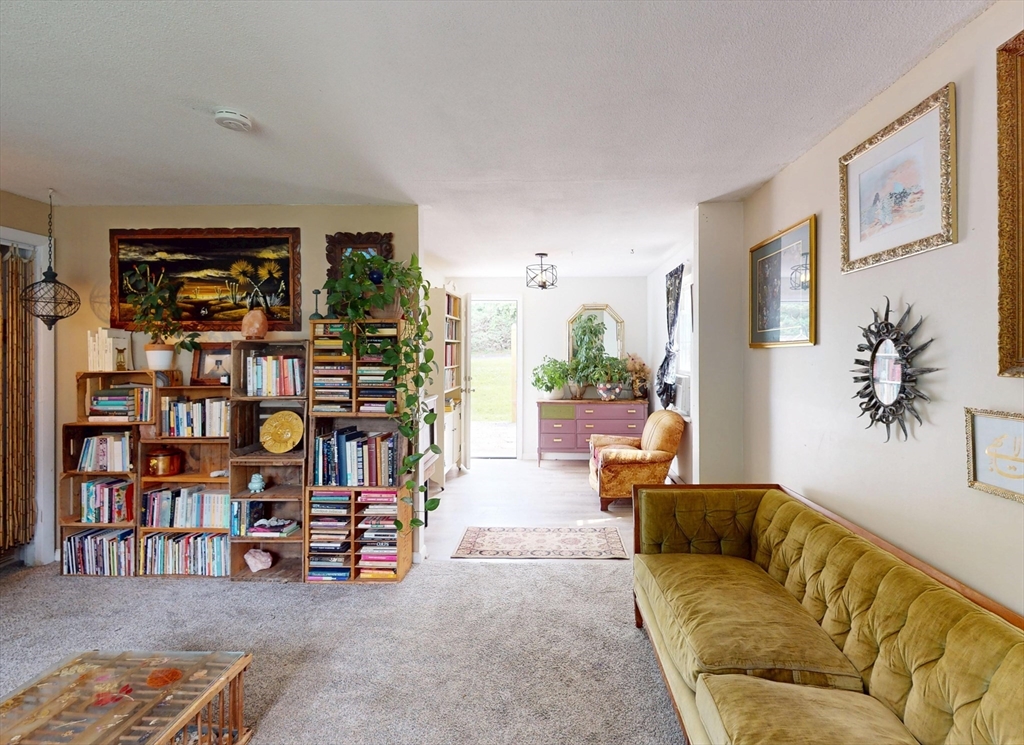 252 West Street 18
