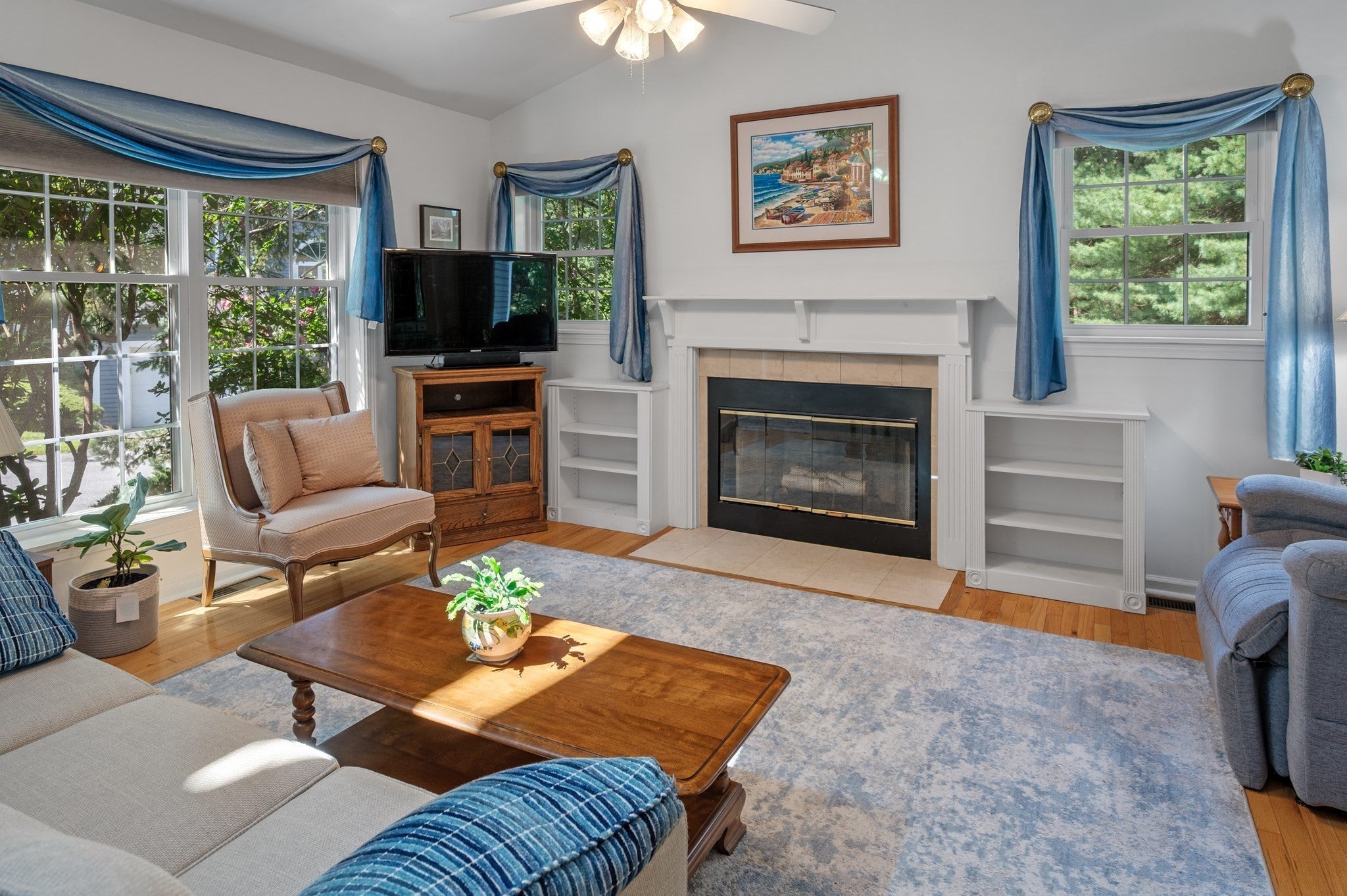 9 Bishops Forest Dr #9, Waltham, MA Photo #2