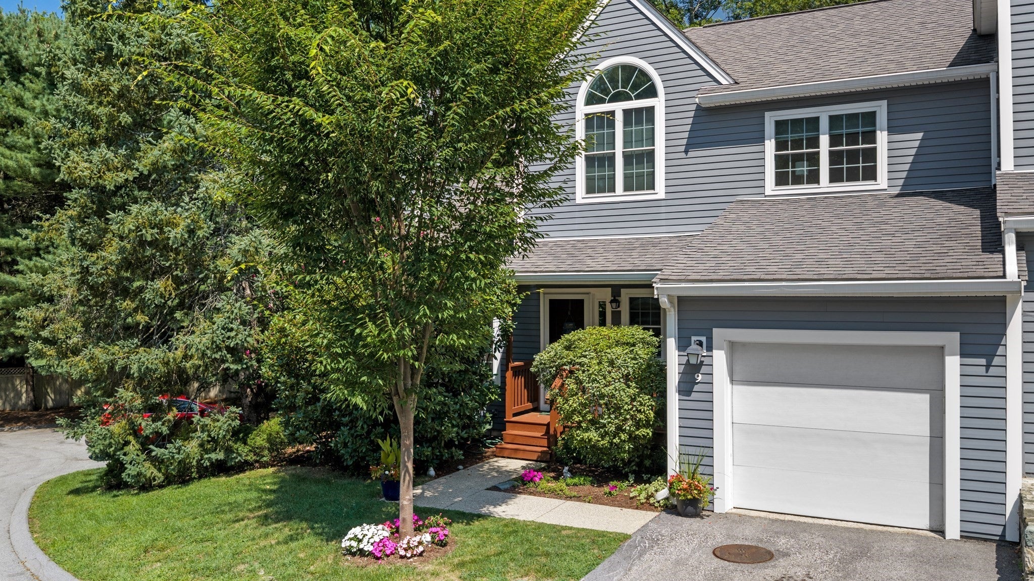 Photo of 9 Bishops Forest Dr, Waltham, MA
