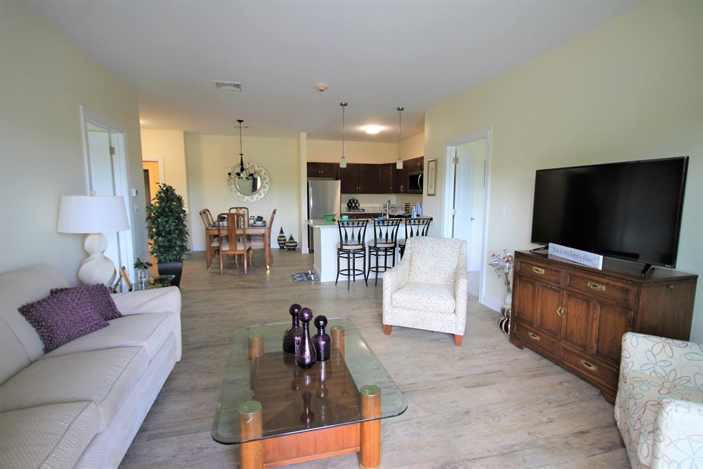 1 Regency Village Way 106