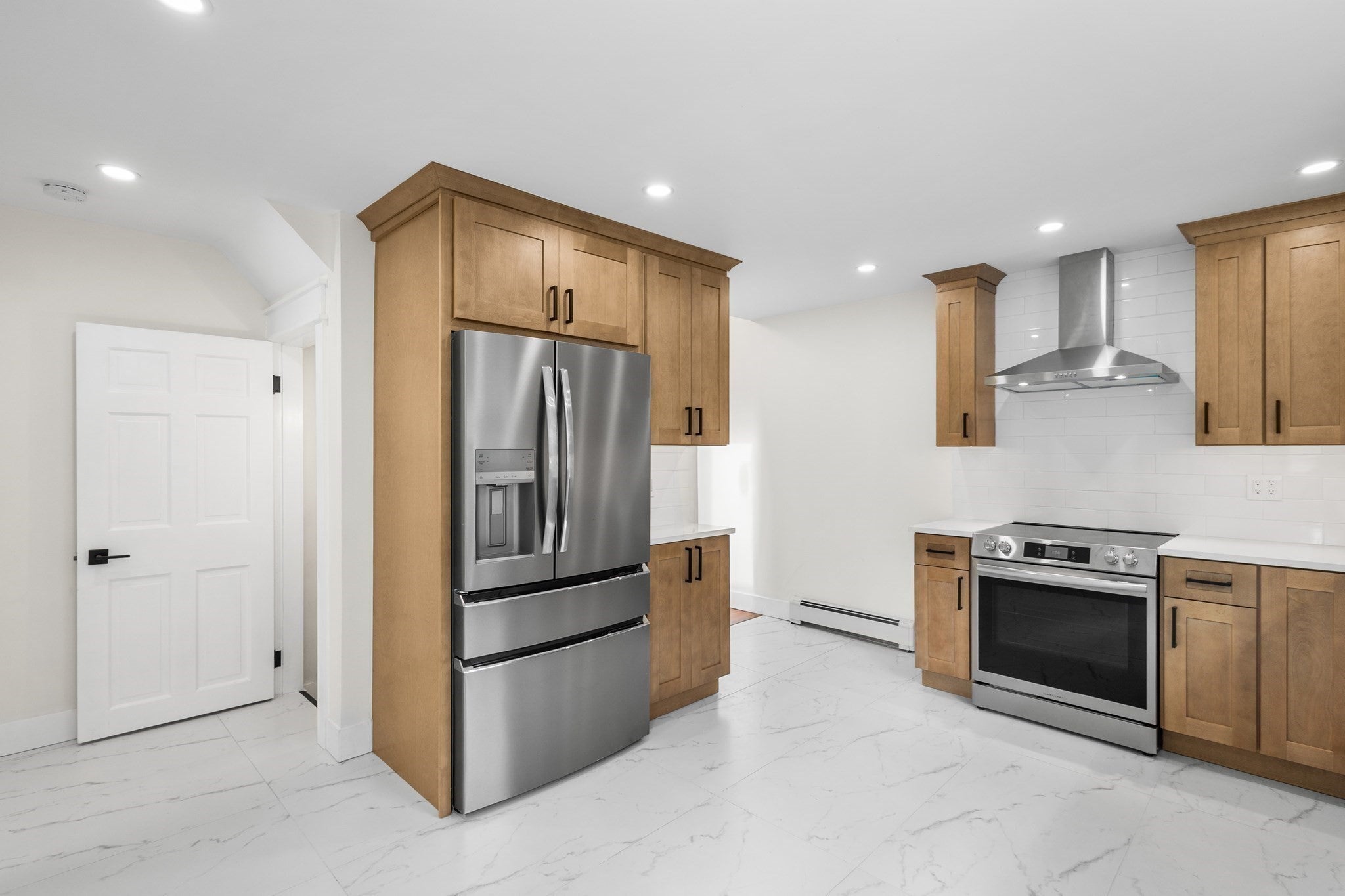 256 Weetamoe St, Fall River, MA, 256 Weetamoe St, Fall River, MA Photo #3