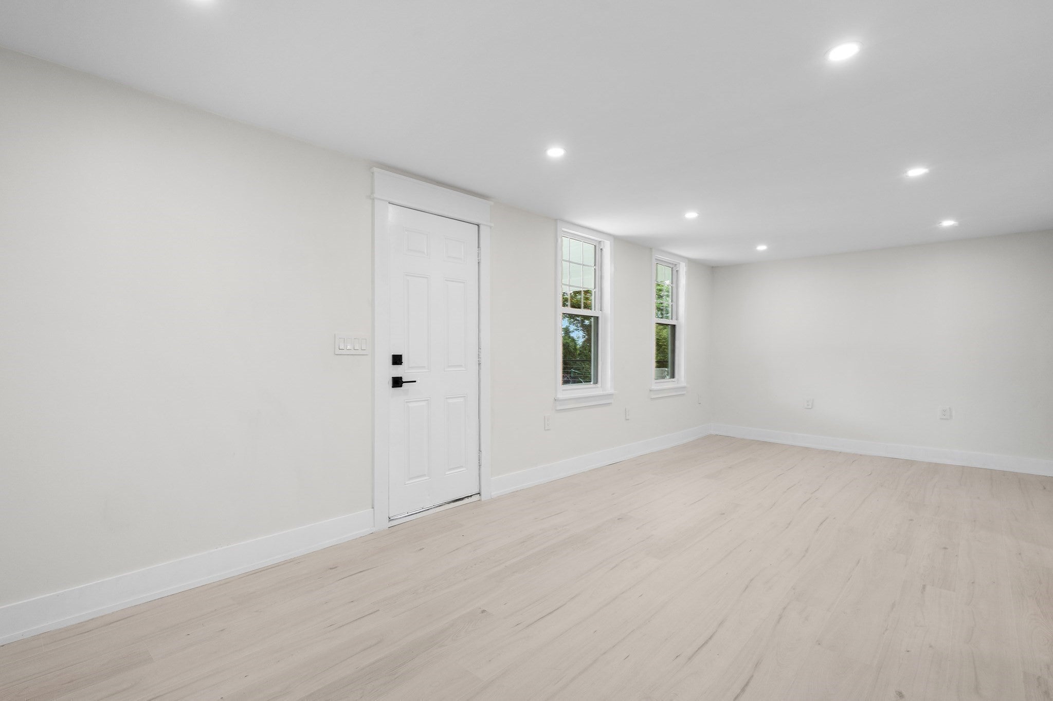 256 Weetamoe St, Fall River, MA, 256 Weetamoe St, Fall River, MA Photo #26