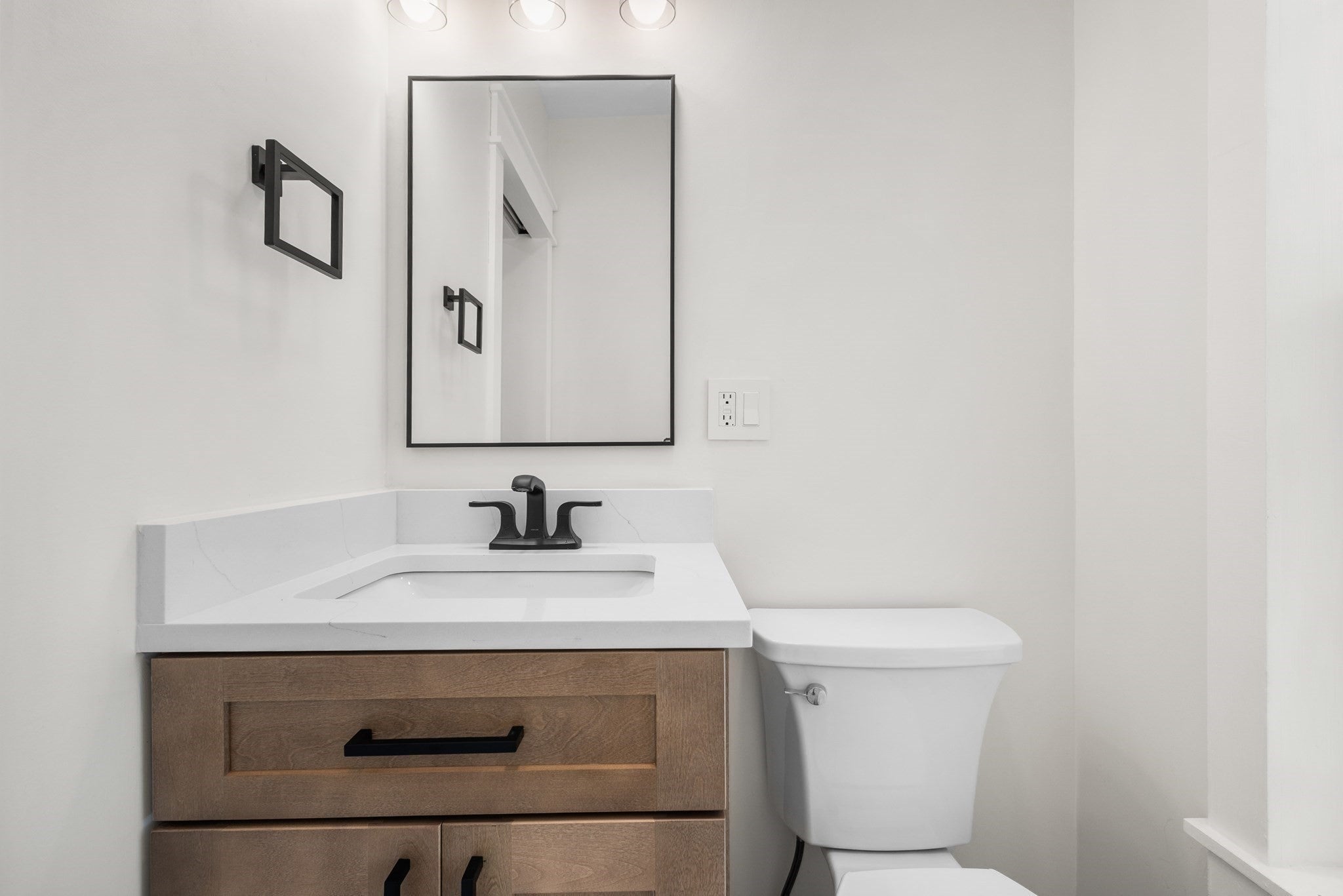 256 Weetamoe St, Fall River, MA, 256 Weetamoe St, Fall River, MA Photo #9