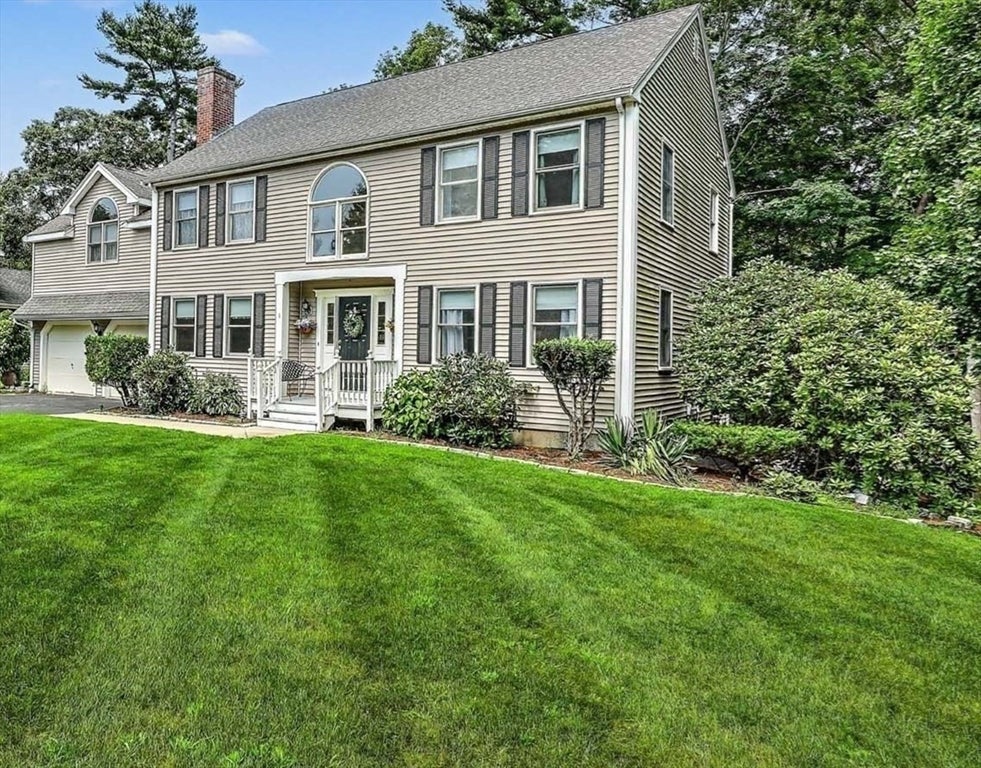 1 Greenwood Dr