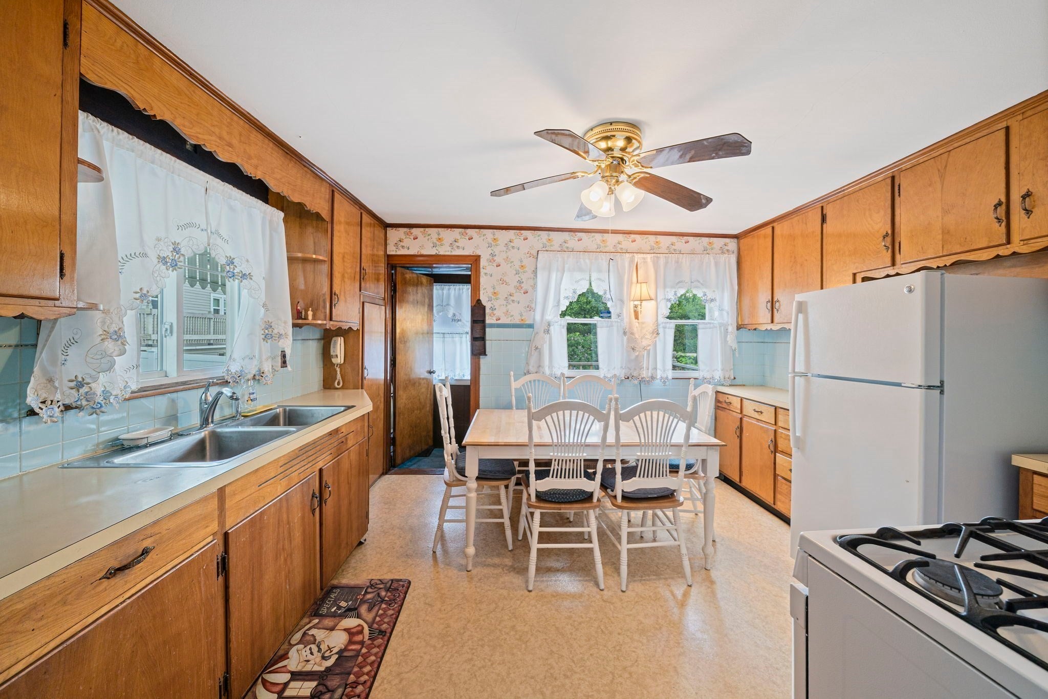 104 Fremont St, Somerville, MA Photo #9