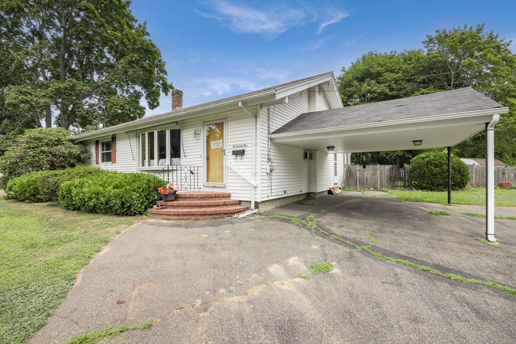 62 Lansing Ave