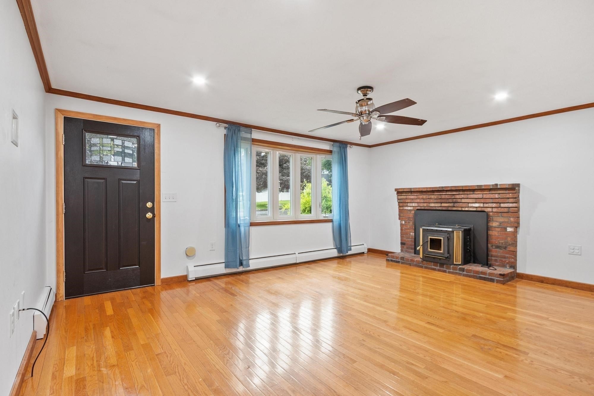 171 Birchcroft Rd, Leominster, MA, 171 Birchcroft Rd, Leominster, MA Photo #6