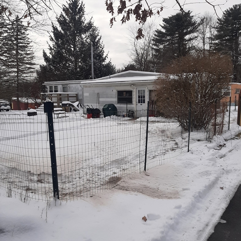 142,148 Breckenridge Street