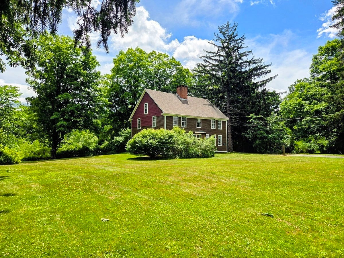 24 Brookfield Rd