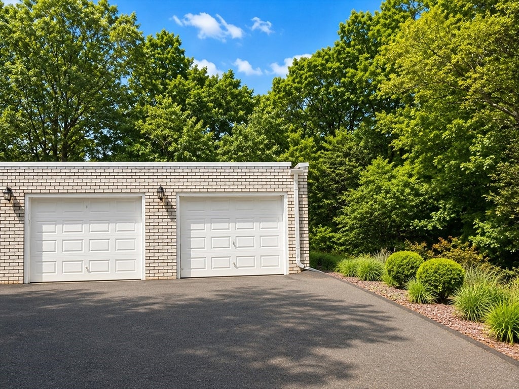 12 Granby Hts 12