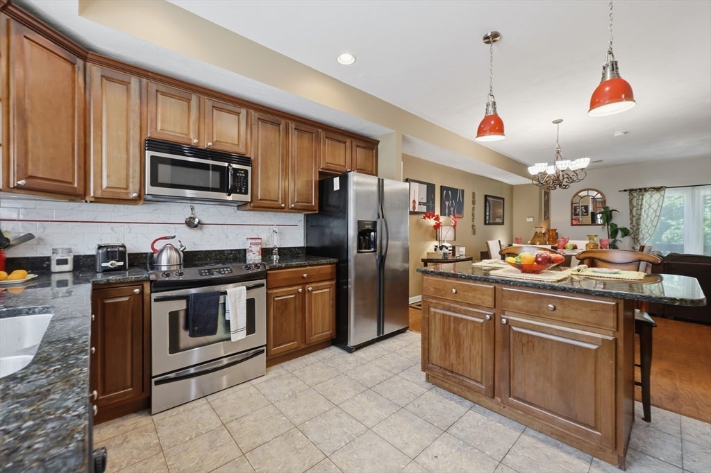 140 Commonwealth Ave #23, North Attleboro, MA, 140 Commonwealth Ave #23, North Attleboro, MA Photo #9