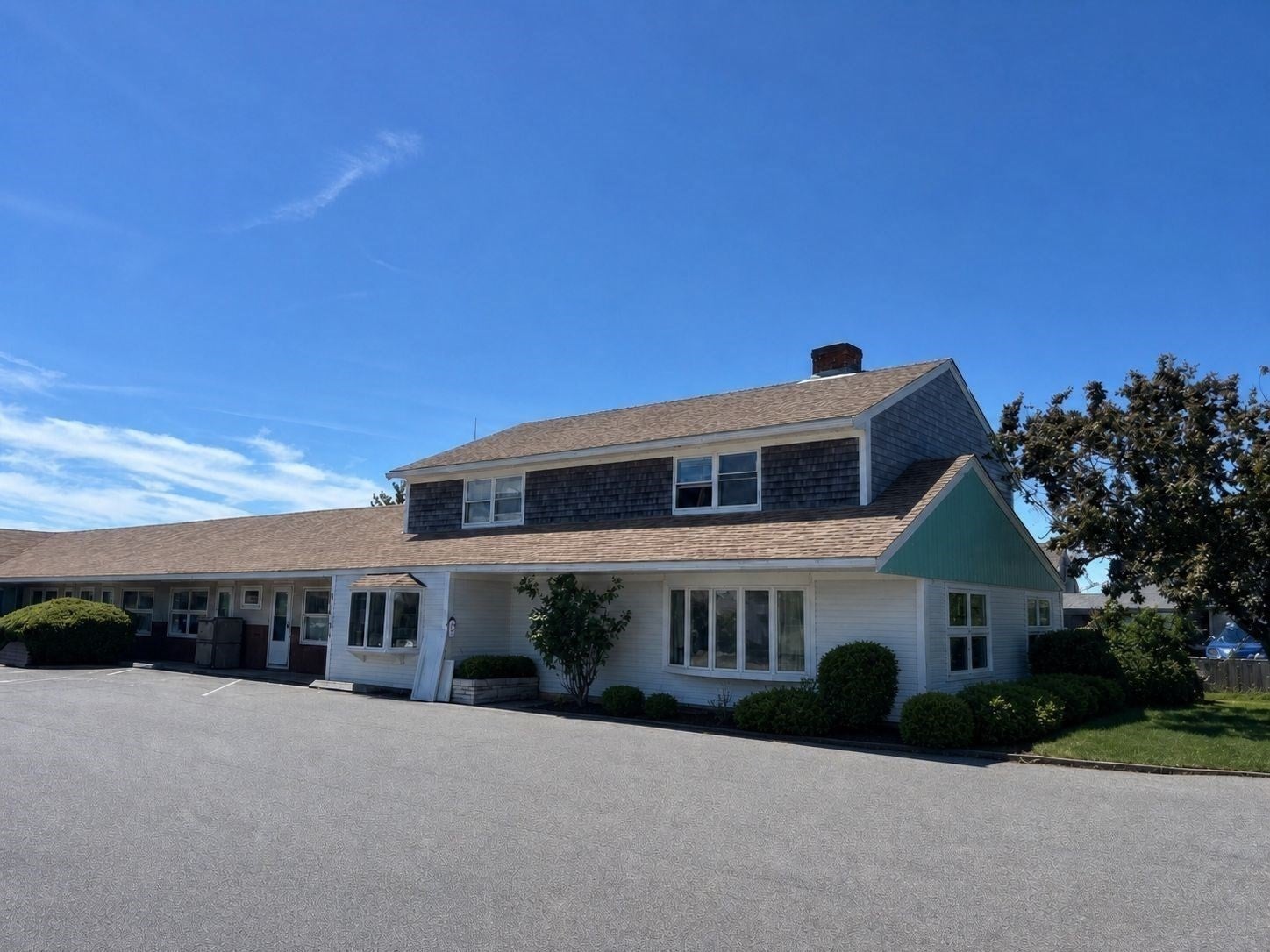 654 Shore Road