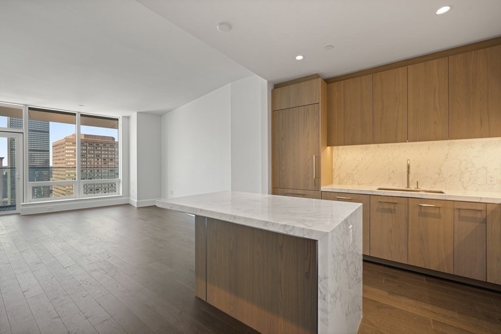 Boston, Massachusetts 02116, United States, 1 Bedroom Bedrooms, ,2 BathroomsBathrooms,Residential,Active,81292