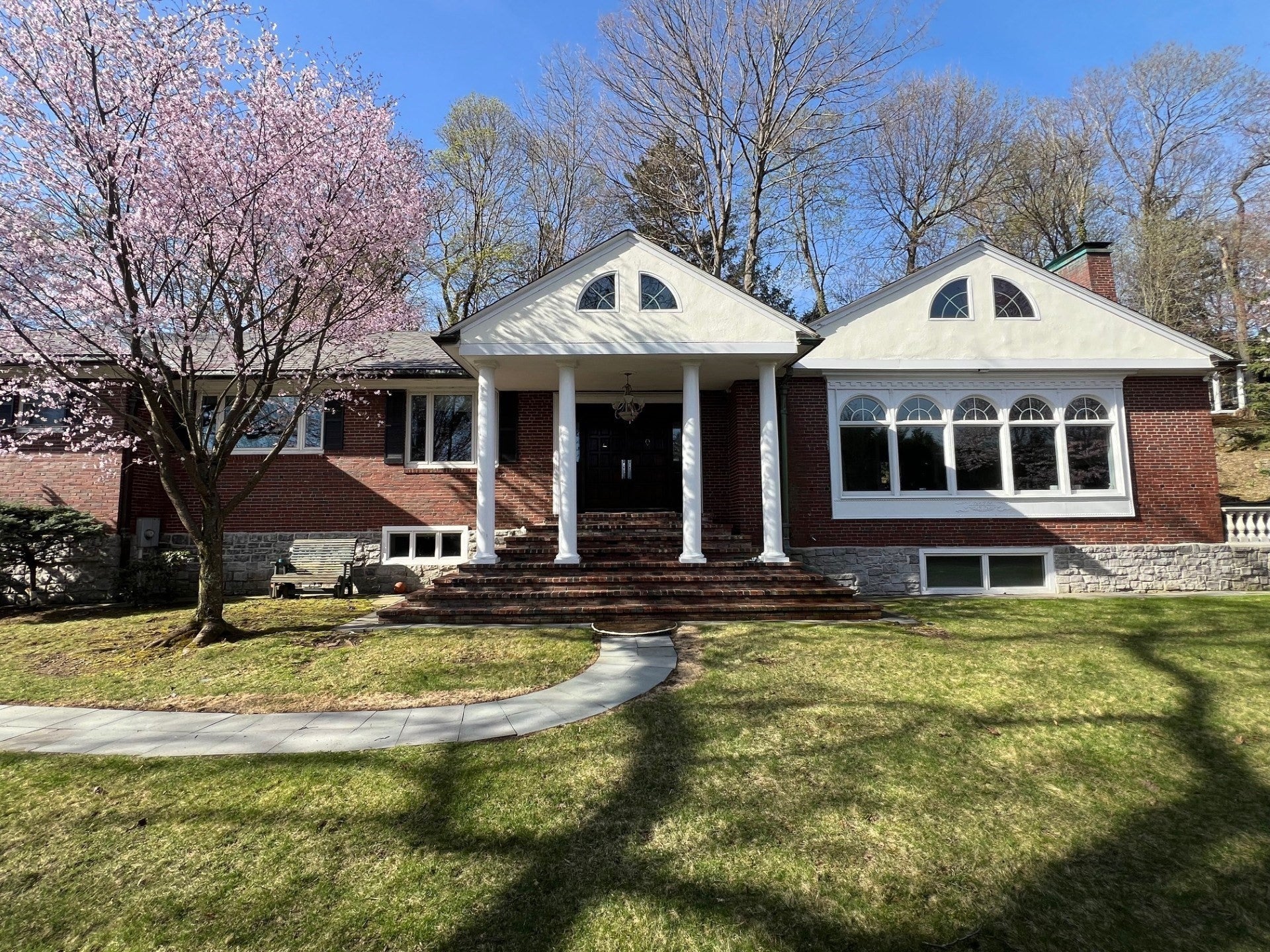 75 Lee Street