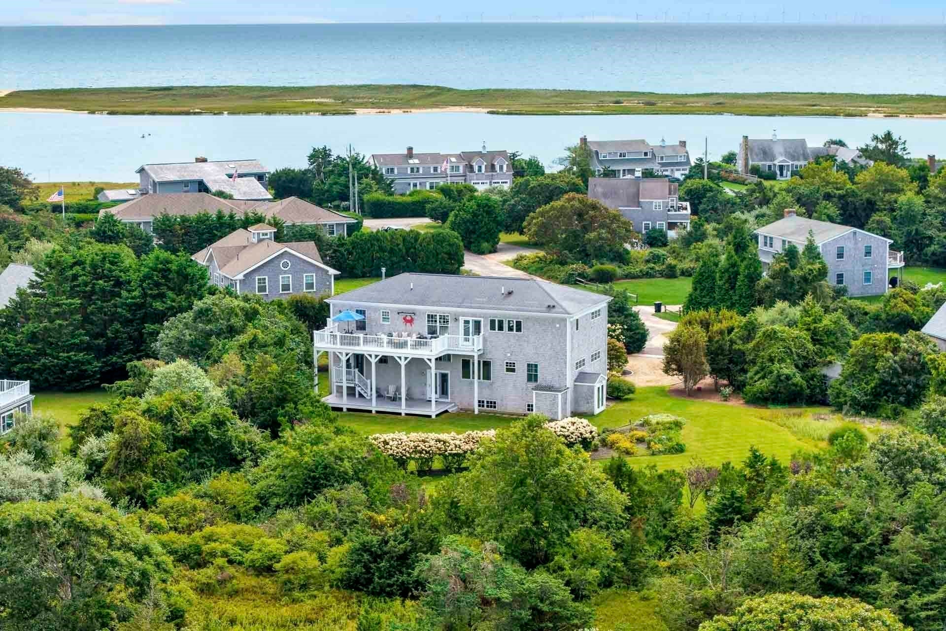 98 Edgartown Bay Rd