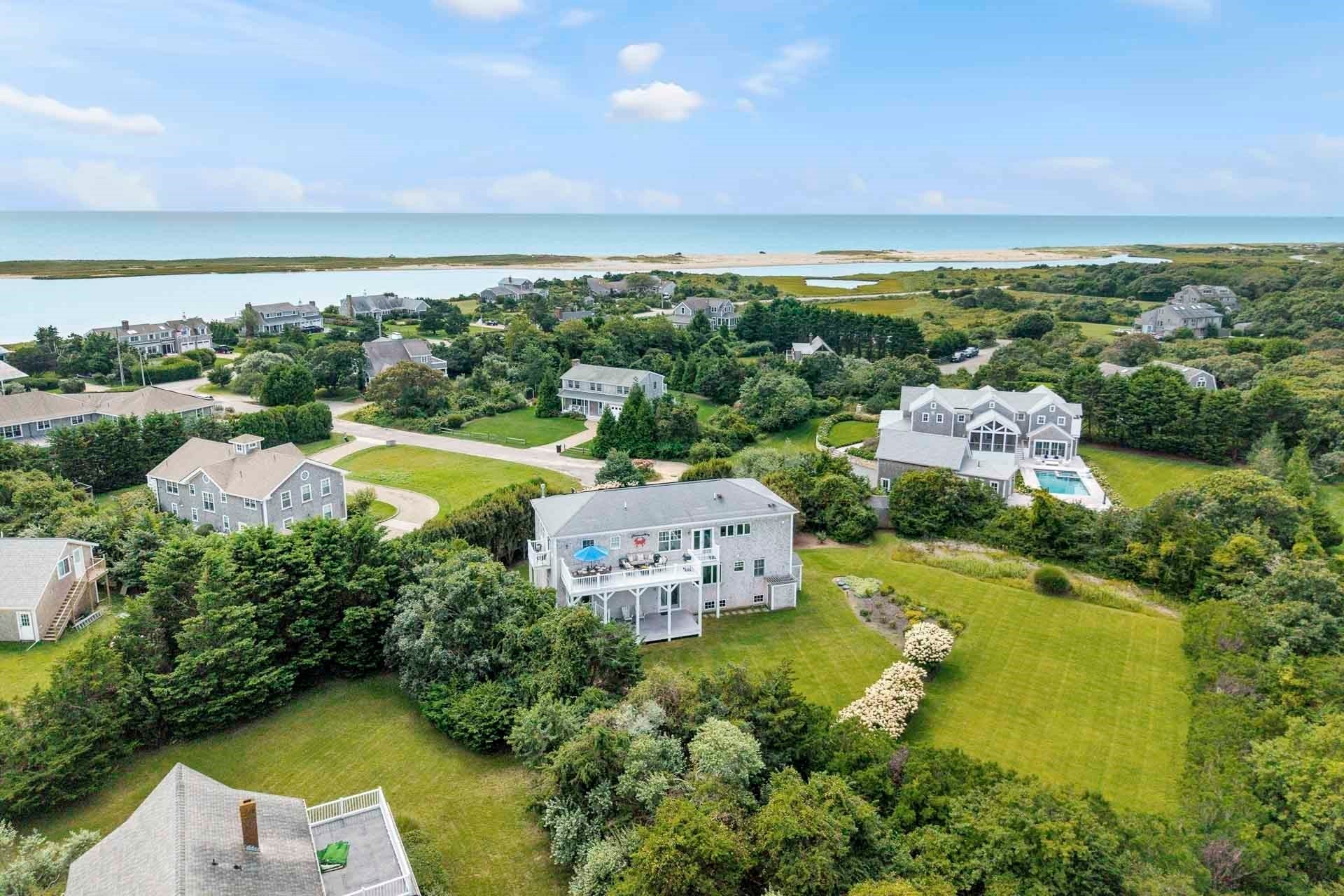 98 Edgartown Bay Rd