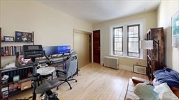 1161 Commonwealth Ave 8