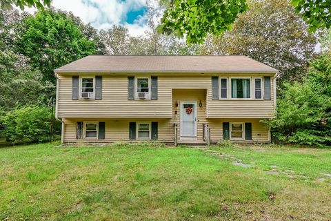 9 Lawrence Rd Plymouth MA 02360