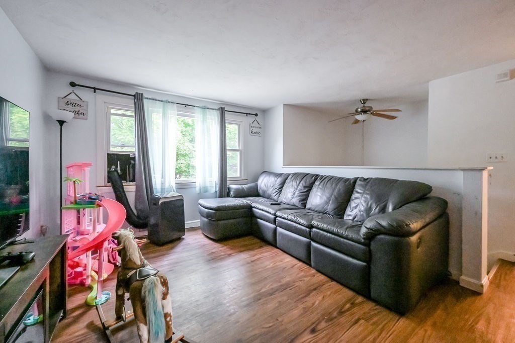 9 Lawrence Rd