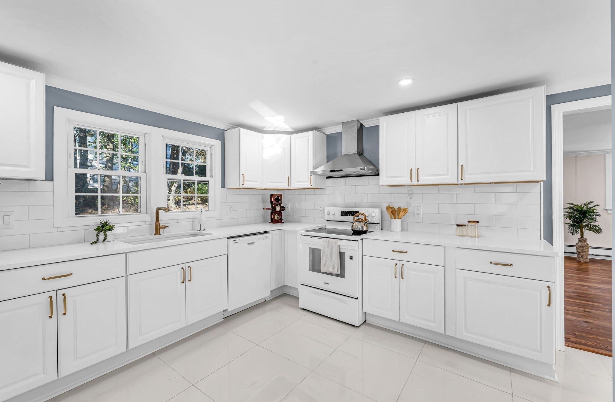 9 Sherburne Ave, Worcester, MA, 9 Sherburne Ave, Worcester, MA Photo #13