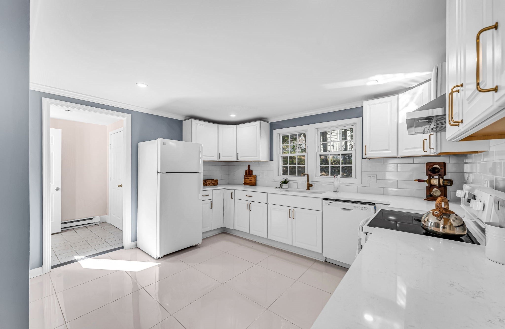 9 Sherburne Ave, Worcester, MA, 9 Sherburne Ave, Worcester, MA Photo #11