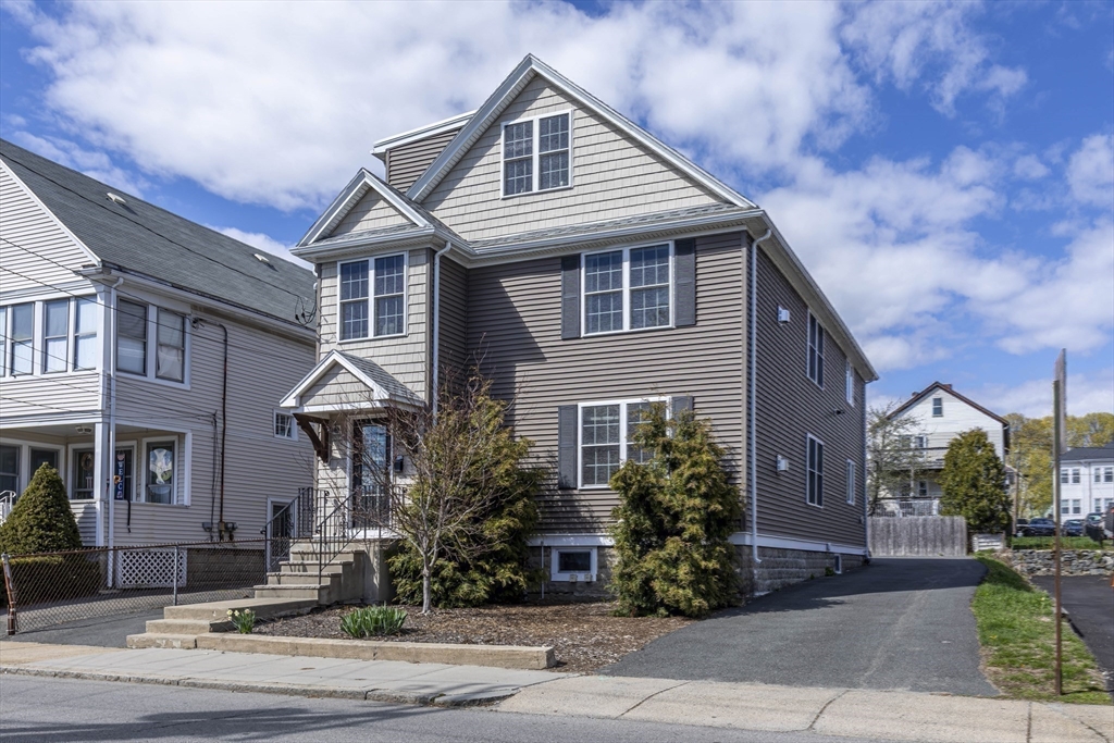 26 Shirley St B