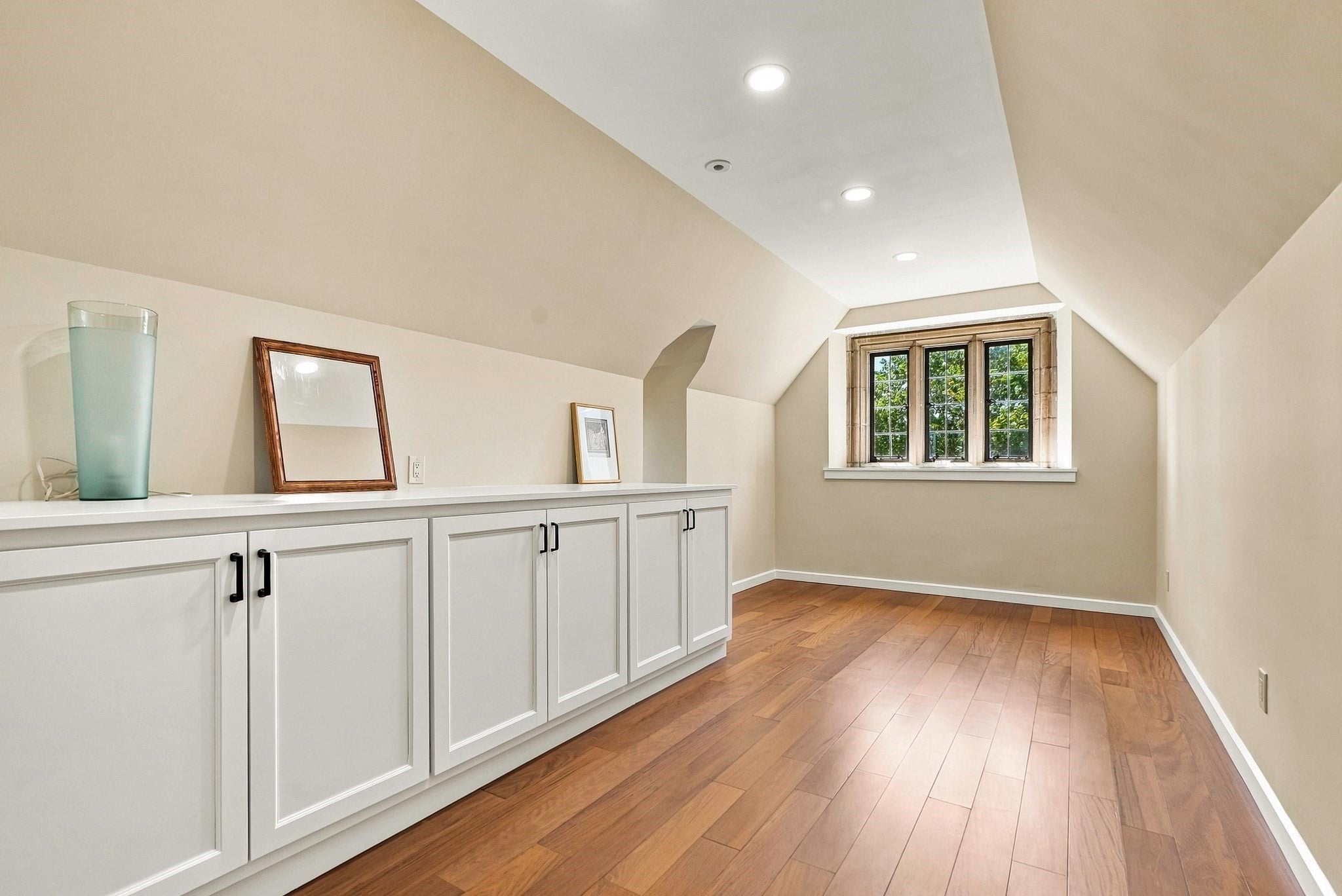 55 Adin St, Hopedale, MA Photo #34