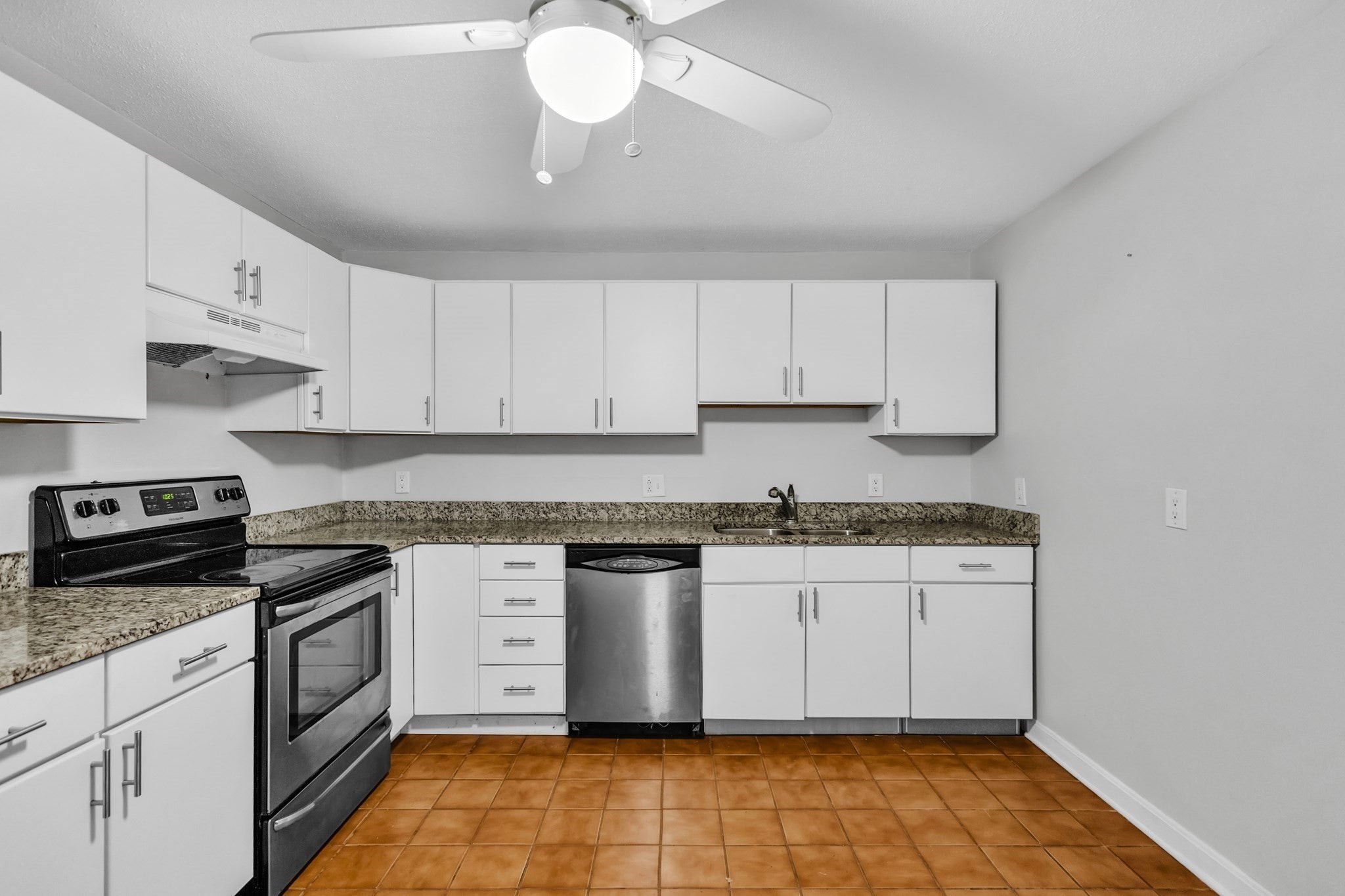10 Wrentham Rd #108, Worcester, MA Photo #6