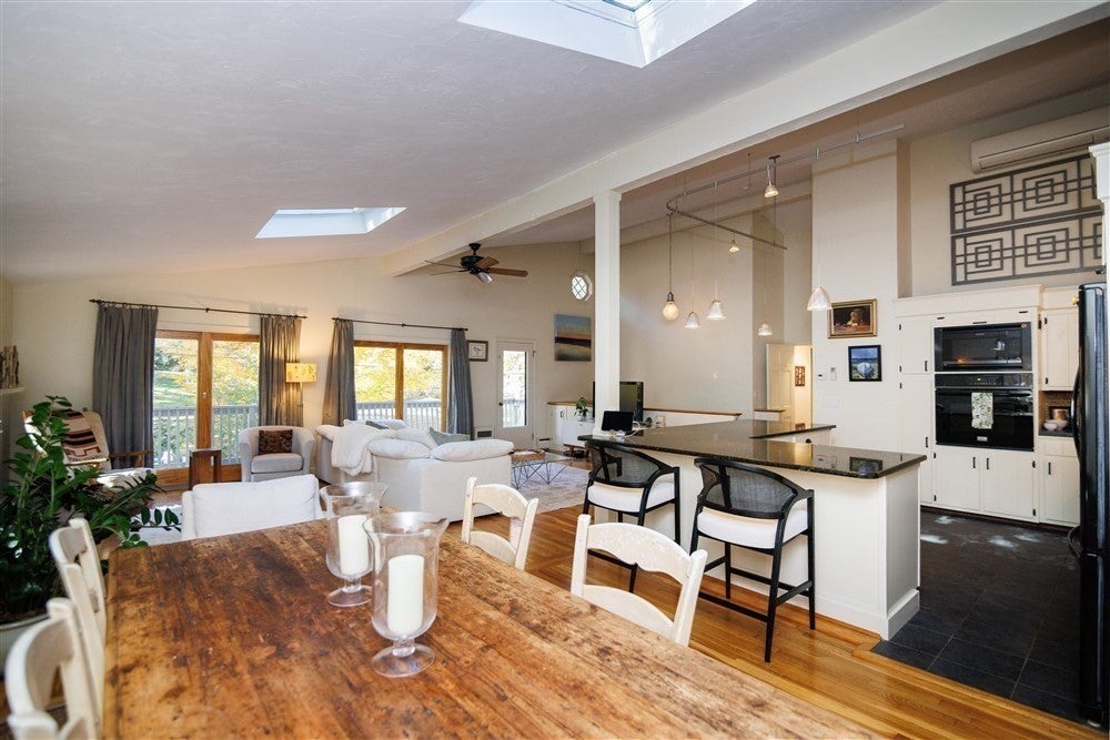 12 Overledge Rd, Manchester, MA, 12 Overledge Rd, Manchester, MA Photo #4
