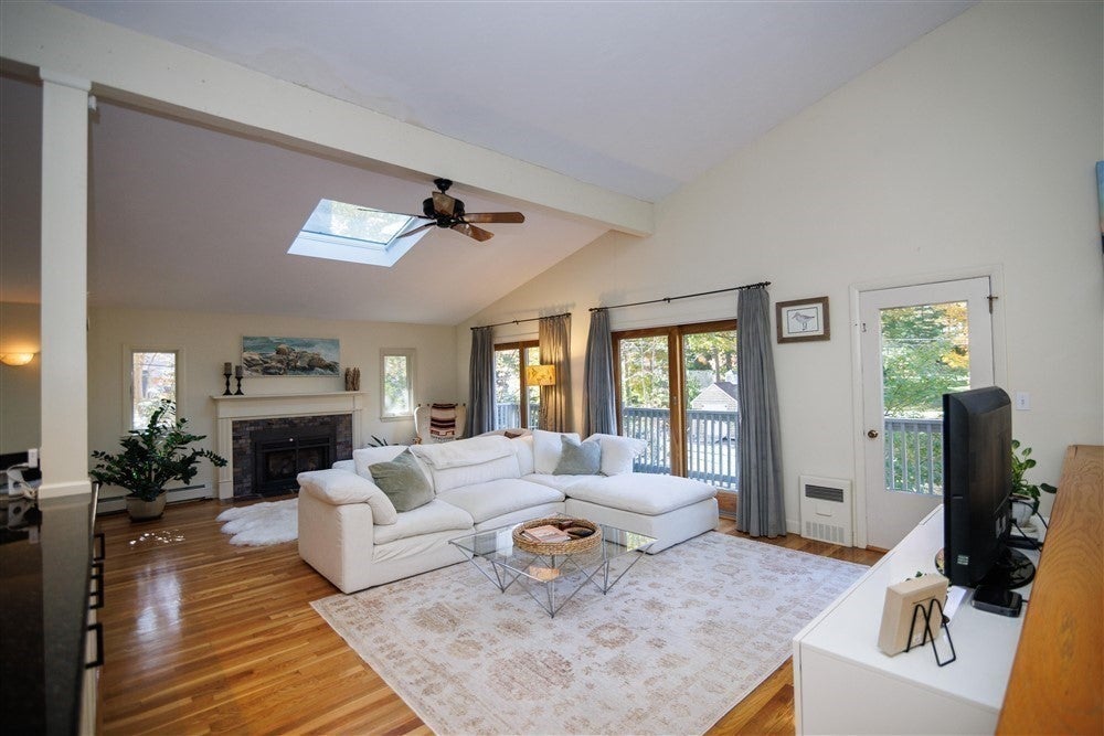 12 Overledge Rd, Manchester, MA, 12 Overledge Rd, Manchester, MA Photo #7
