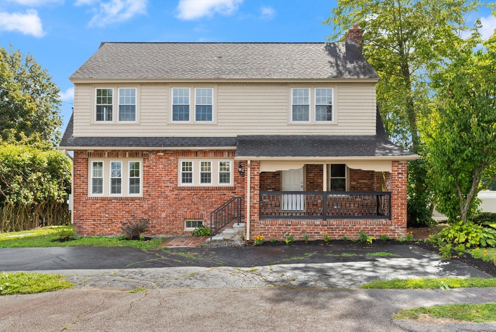129 Maple Ave