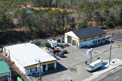 Photo of 3091-3095 Cranberry Hwy, Wareham, MA 02538 (MLS # 73494175)