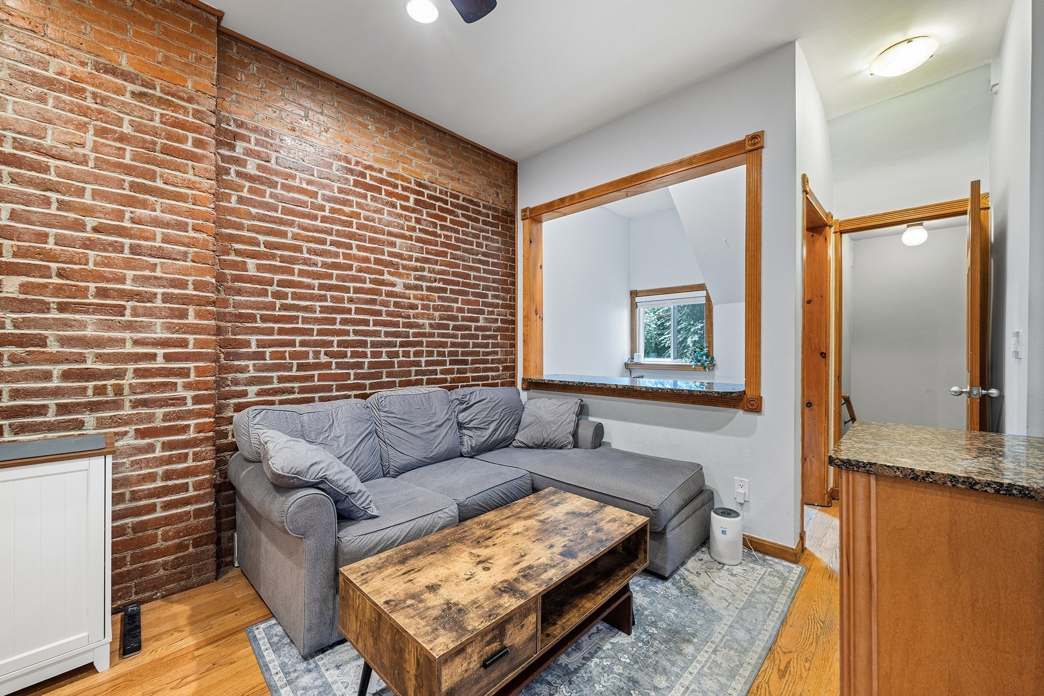 46 Highland Ave #1B, Somerville, MA, 46 Highland Ave #1B, Somerville, MA Photo #2
