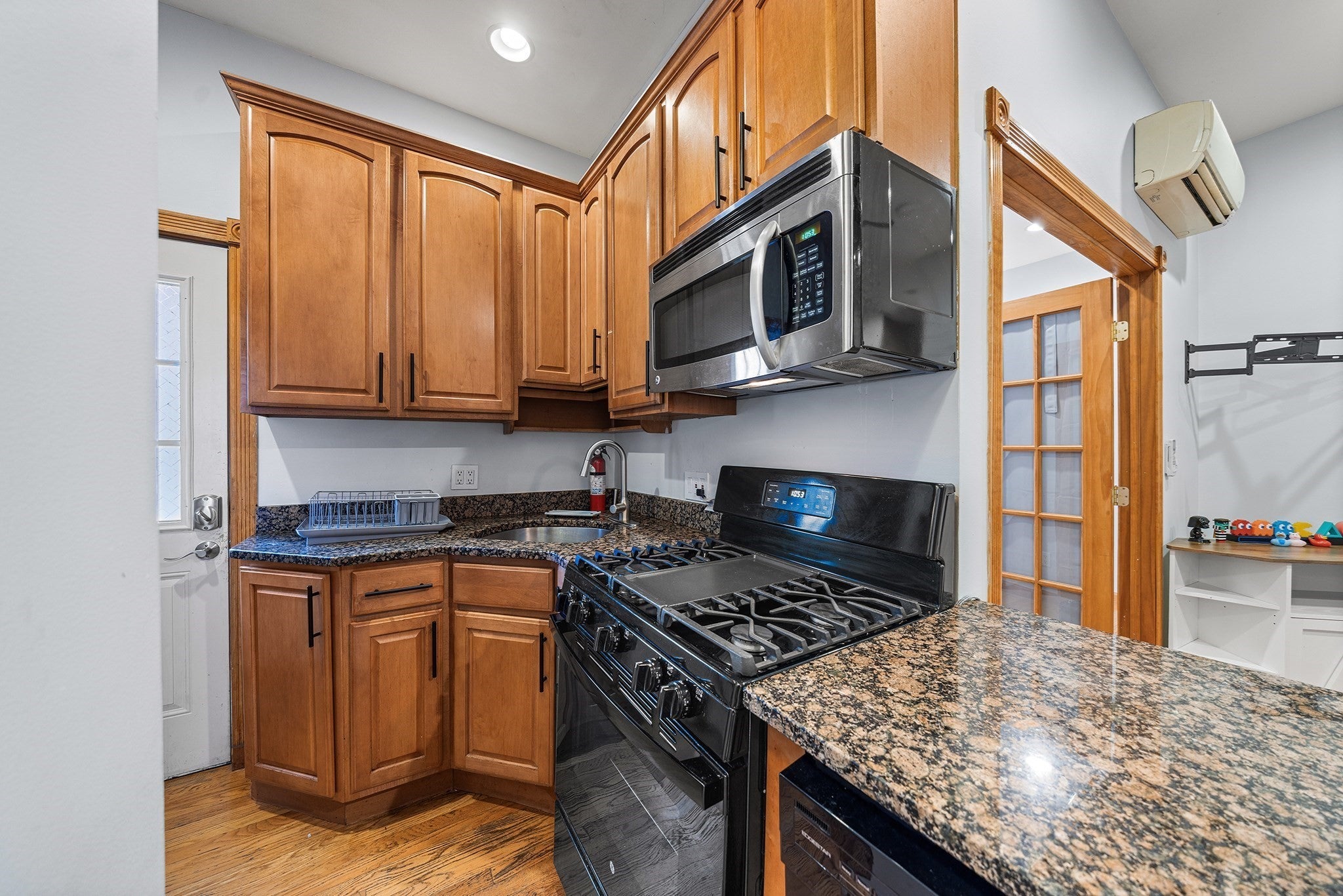46 Highland Ave #1B, Somerville, MA, 46 Highland Ave #1B, Somerville, MA Photo #12