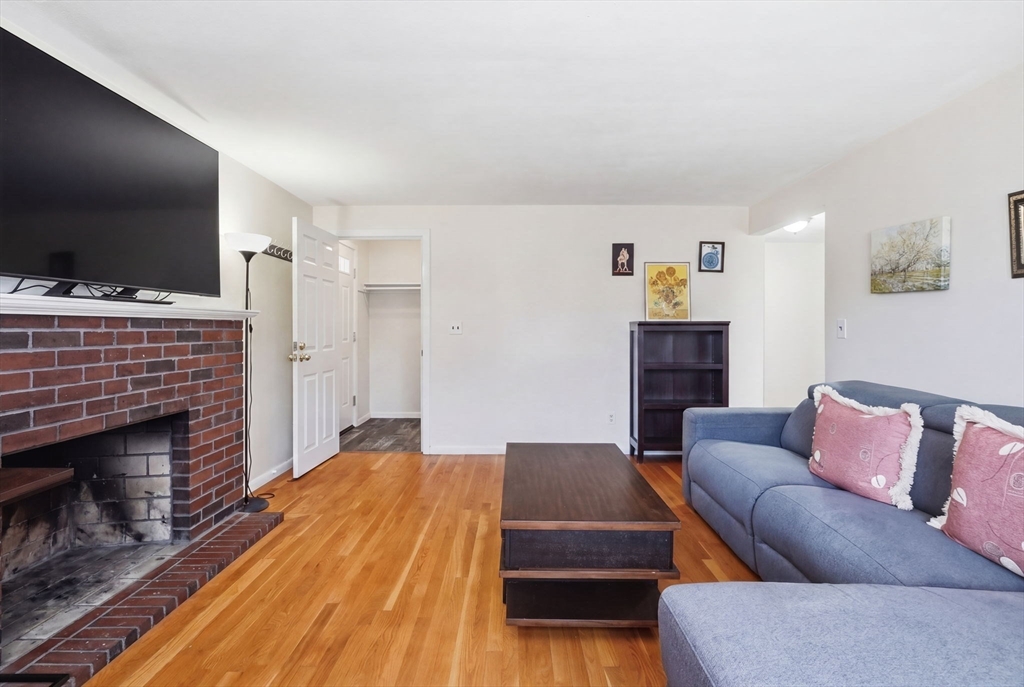 7-9 Sparkill St