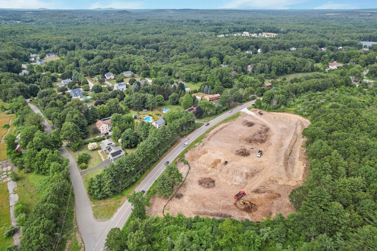 147 Nashua Rd