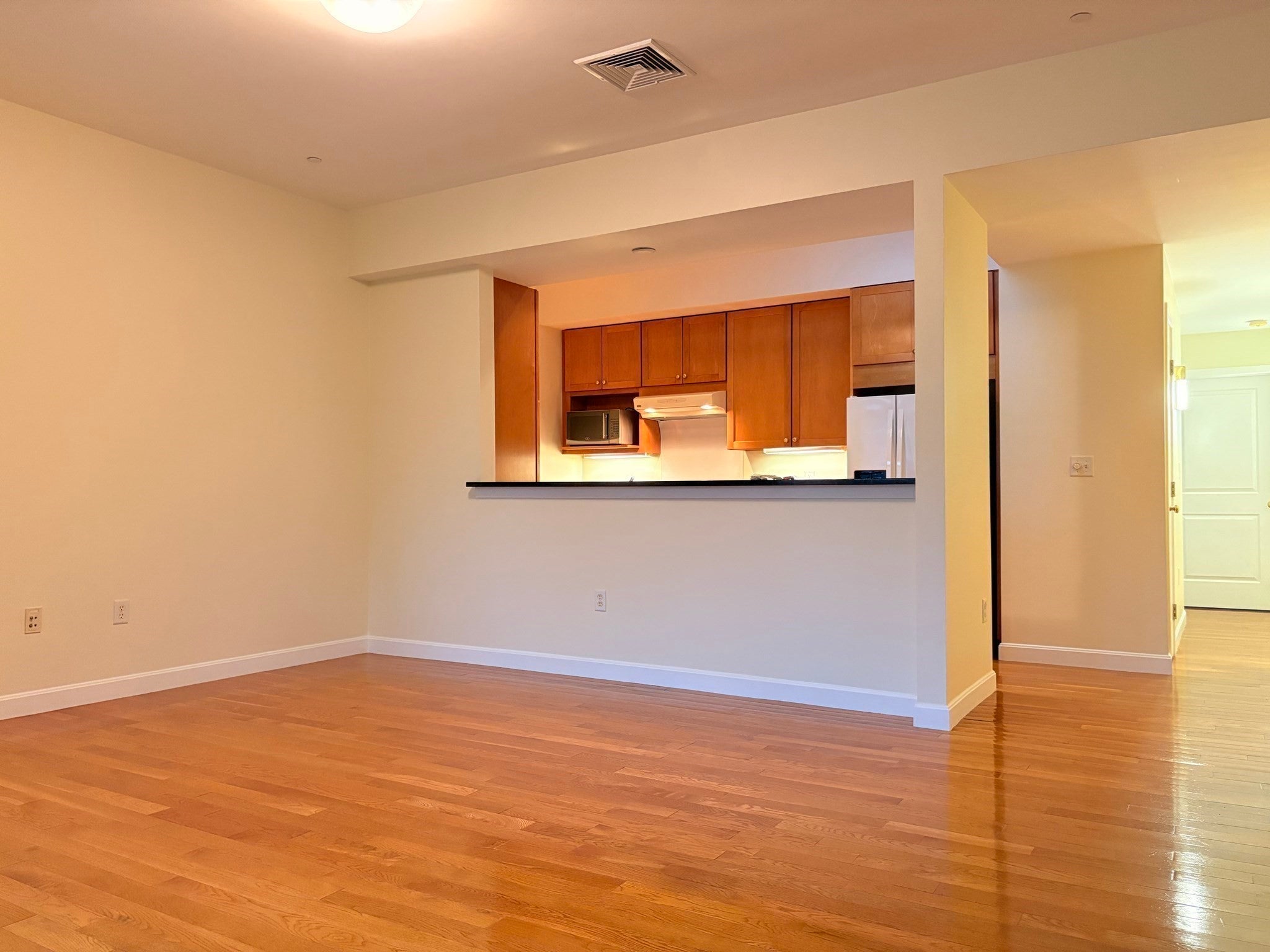185 High St 303