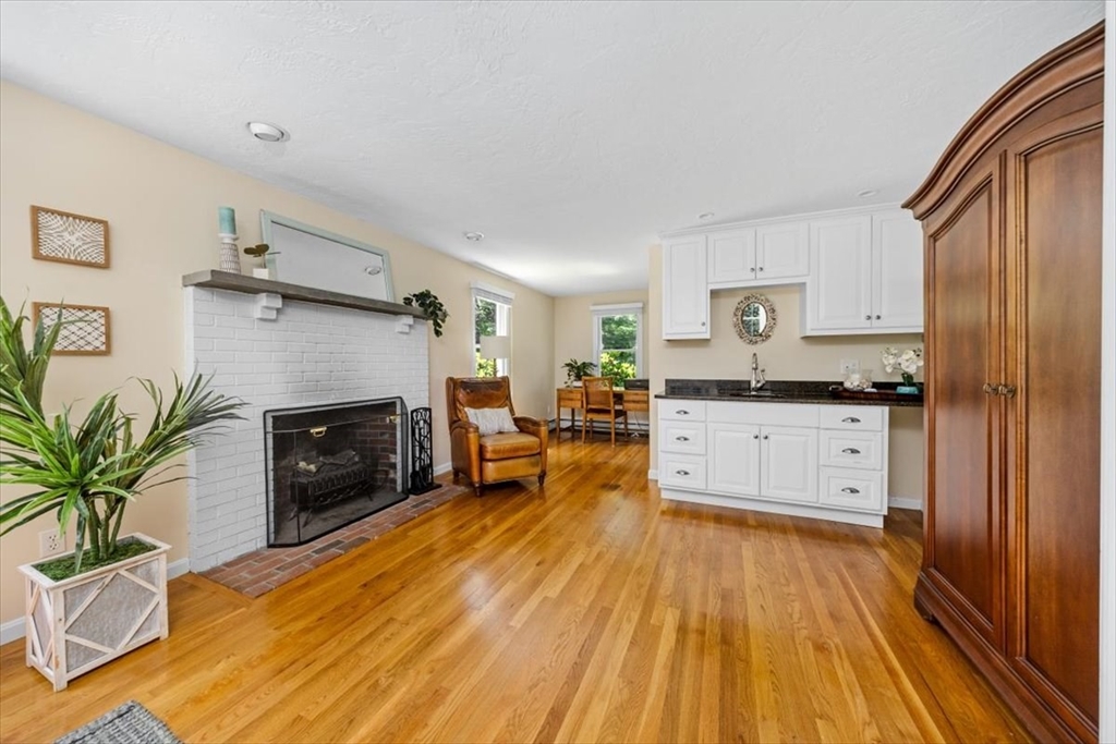 41 Westford Farm Road