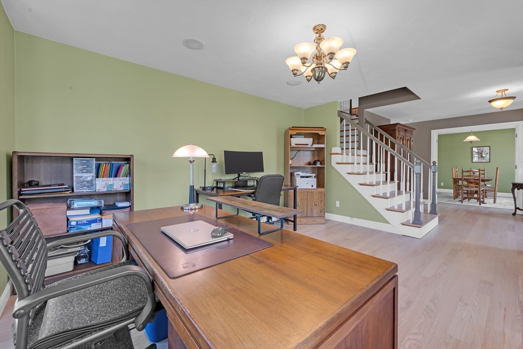 93 Haggerty Rd