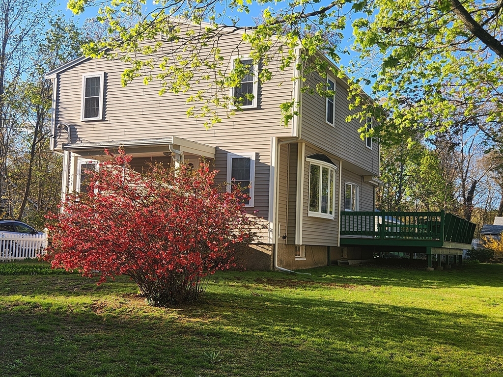 138 Lakehurst Ave
