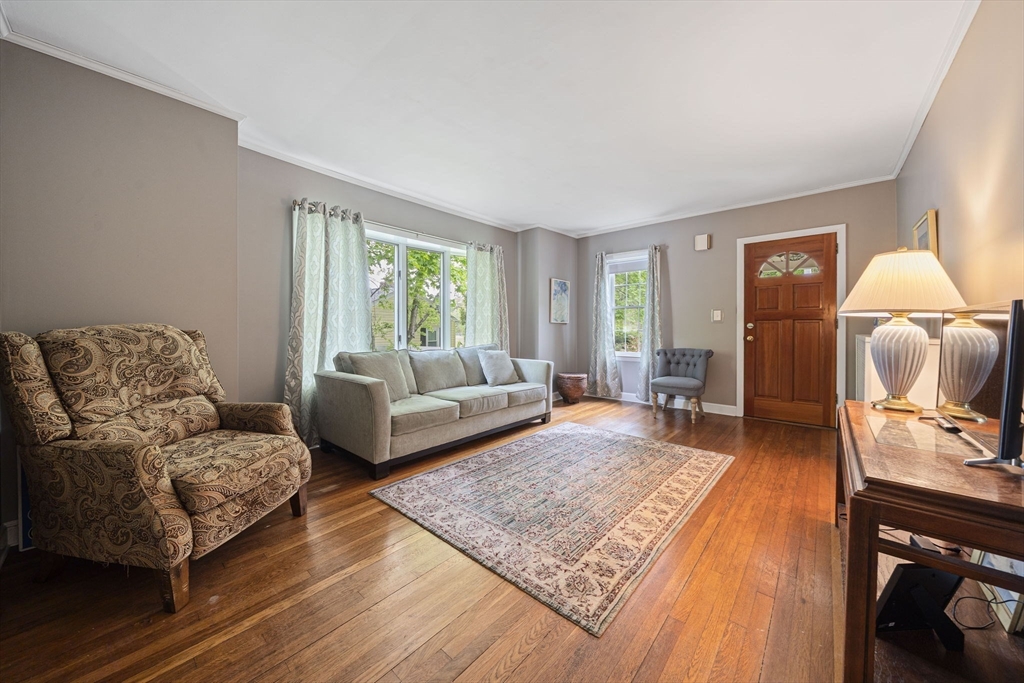 138 Lakehurst Ave